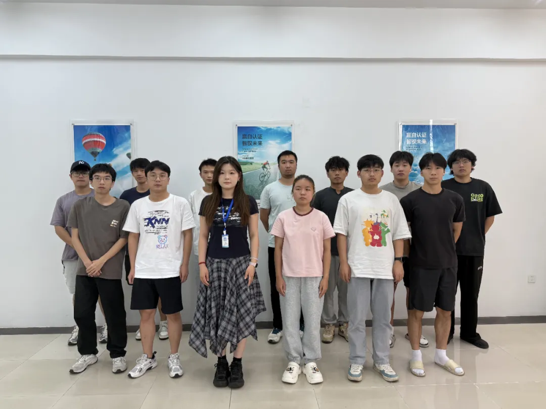 結(jié)班留影 | 今日蓄力結(jié)業(yè)，明日成風(fēng)破浪